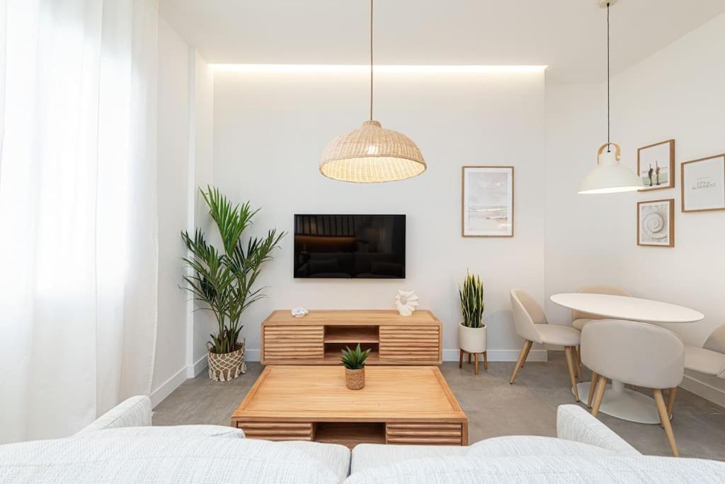 Apartment Wintowinrentals Goleta 0b En Malaga, Espana *